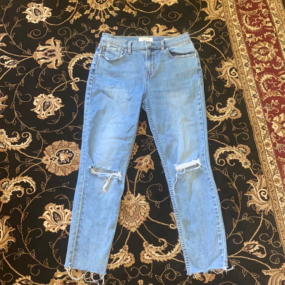 PACSUN high rise  distressed jeans  . Size 28.
